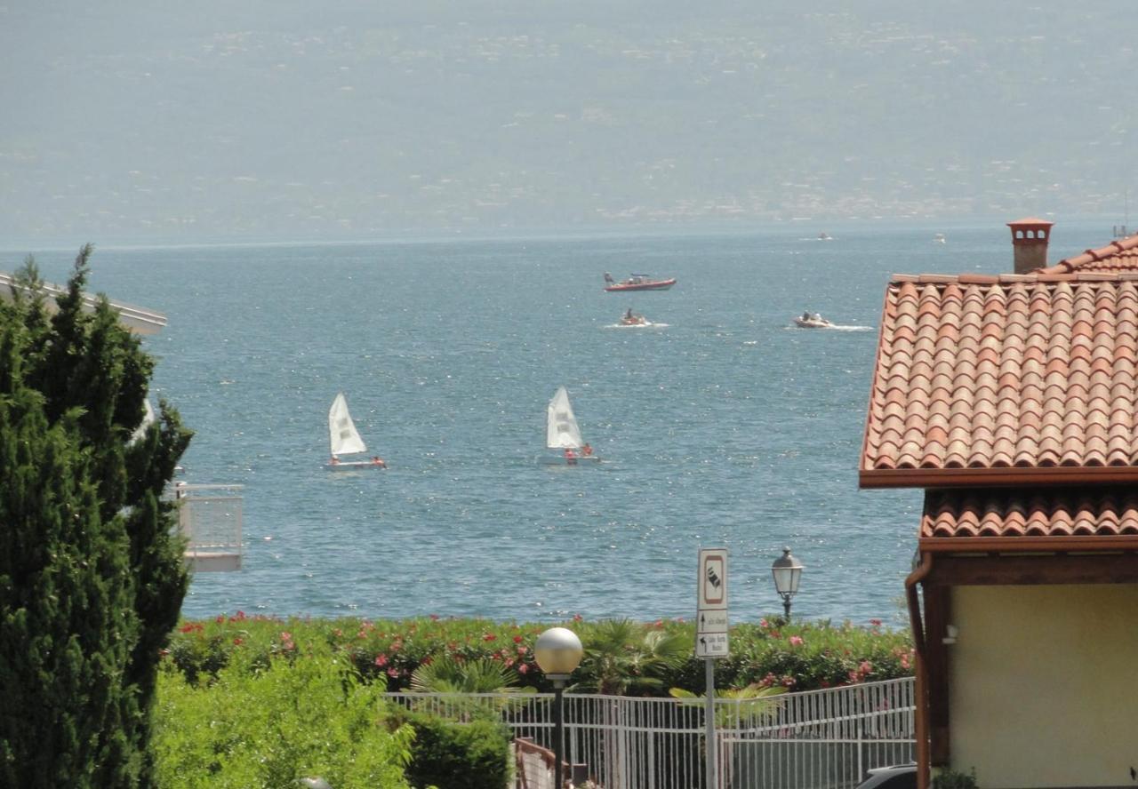 Villa Donne Del Lago Vittoria Salò Exterior foto