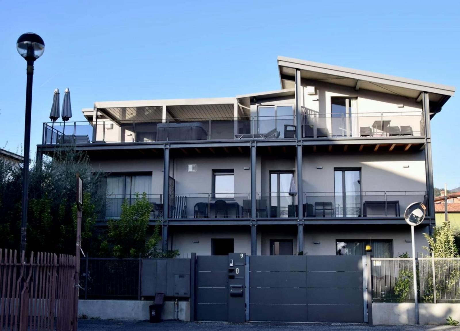 Villa Donne Del Lago Vittoria Salò Exterior foto